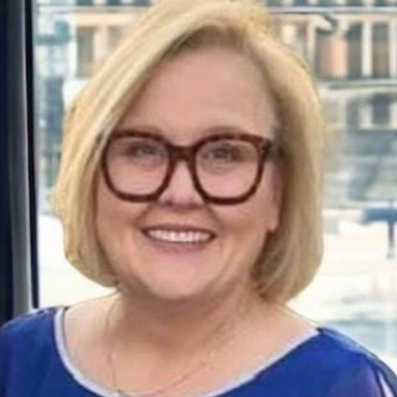 Hi I’m Robin - Picture 5 of 12